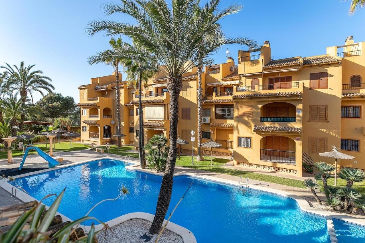 IDEAL para VERANO con PISCINA e INVIERNO con COCINA de LEÑA La Mata (Torrevieja) Exterior foto
