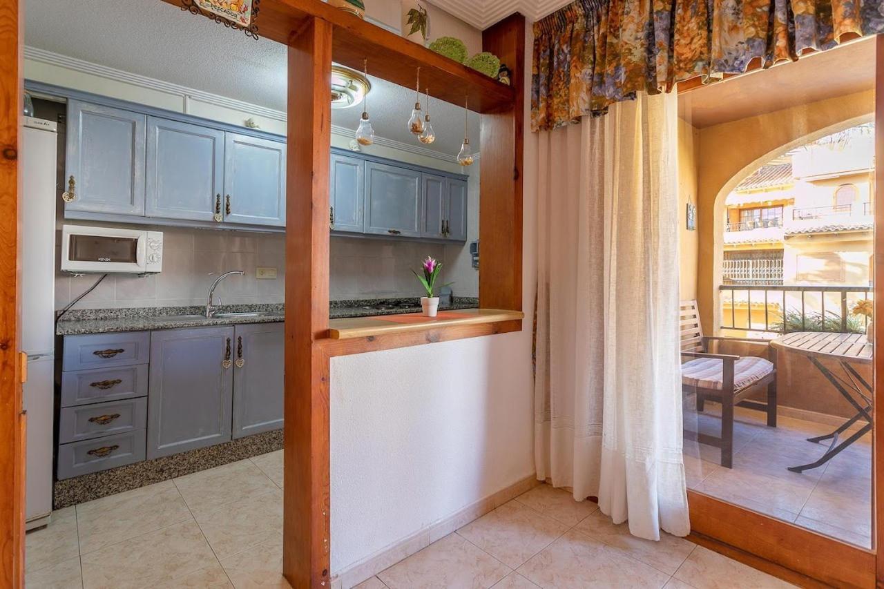 IDEAL para VERANO con PISCINA e INVIERNO con COCINA de LEÑA La Mata (Torrevieja) Exterior foto