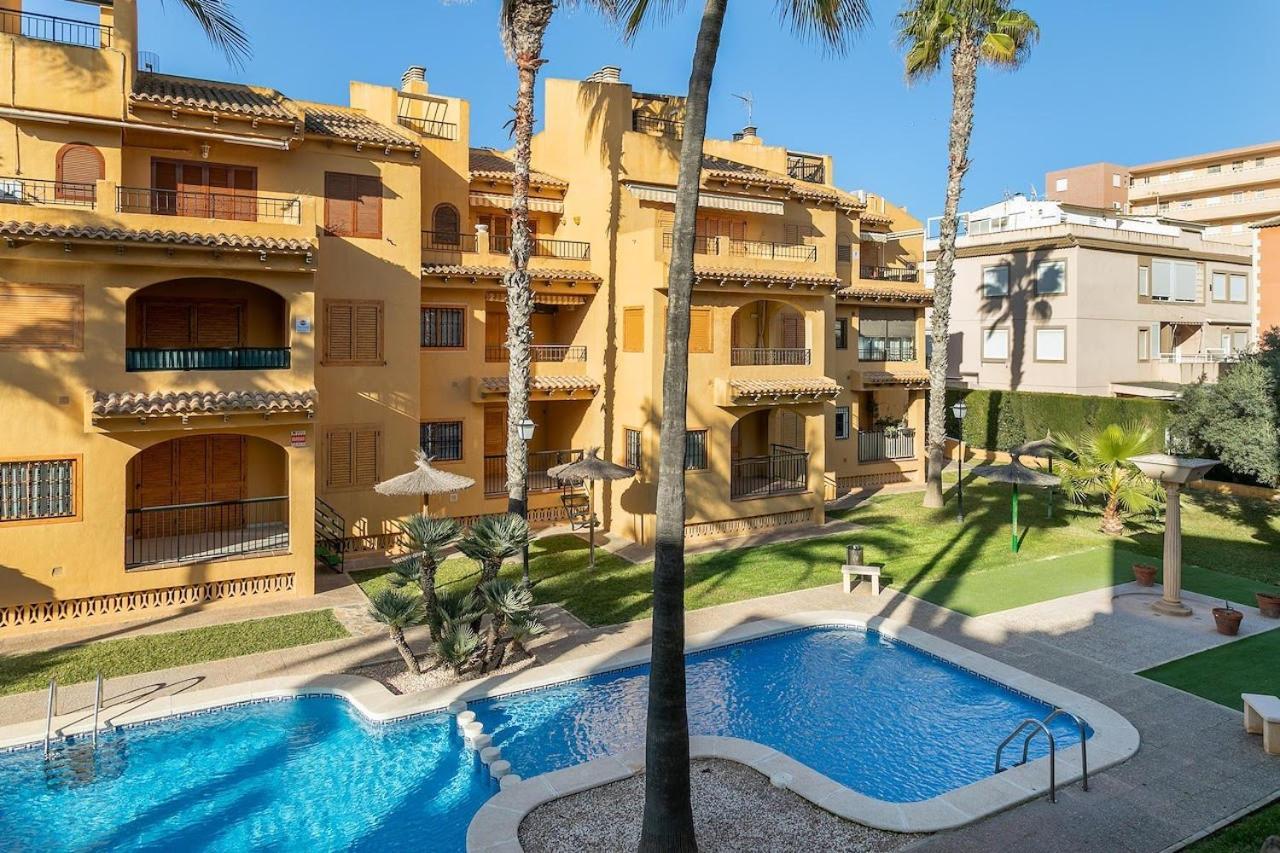 IDEAL para VERANO con PISCINA e INVIERNO con COCINA de LEÑA La Mata (Torrevieja) Exterior foto