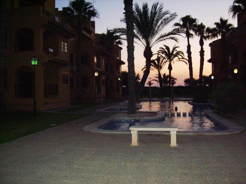 IDEAL para VERANO con PISCINA e INVIERNO con COCINA de LEÑA La Mata (Torrevieja) Exterior foto